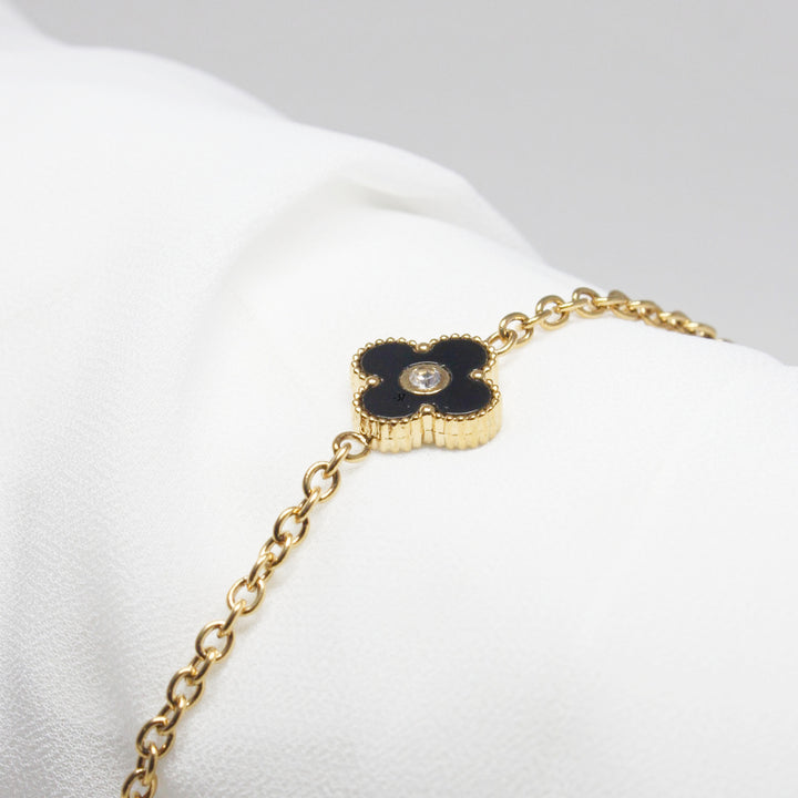 Elegant Simplicity, Timeless Luxury
