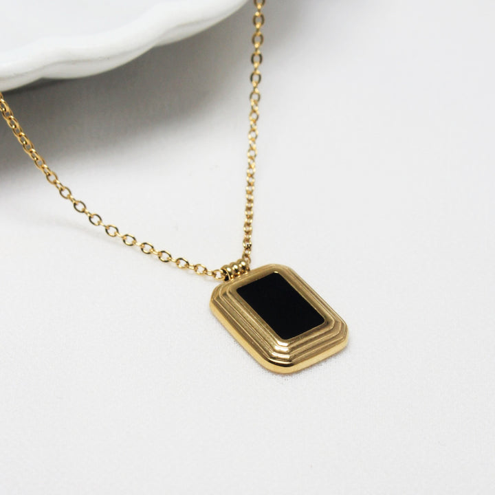 Modern Elegance, Timeless Luxury