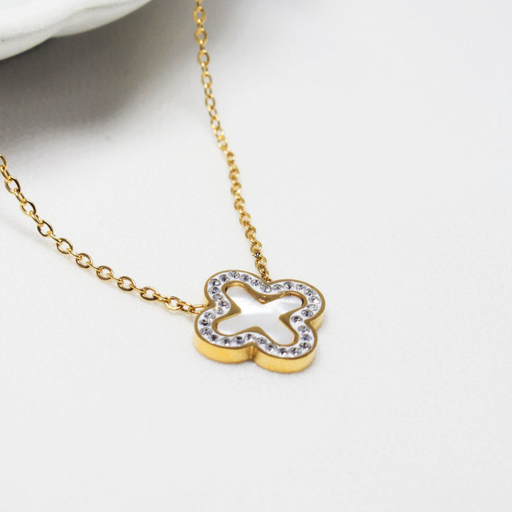 Delicate Sparkle, Timeless Elegance