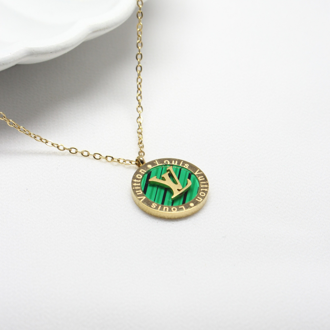 Luxury Green Enamel Pendant Necklace