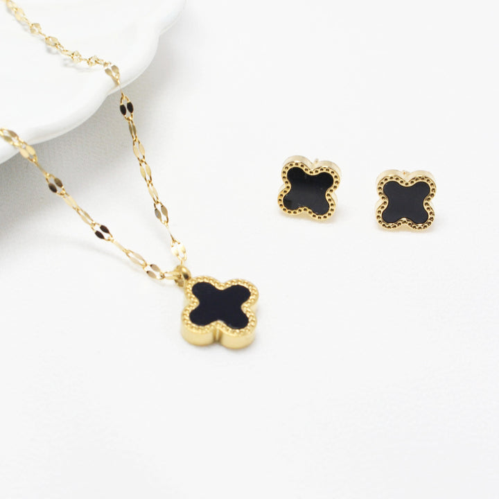 Black Clover Jewelry Set