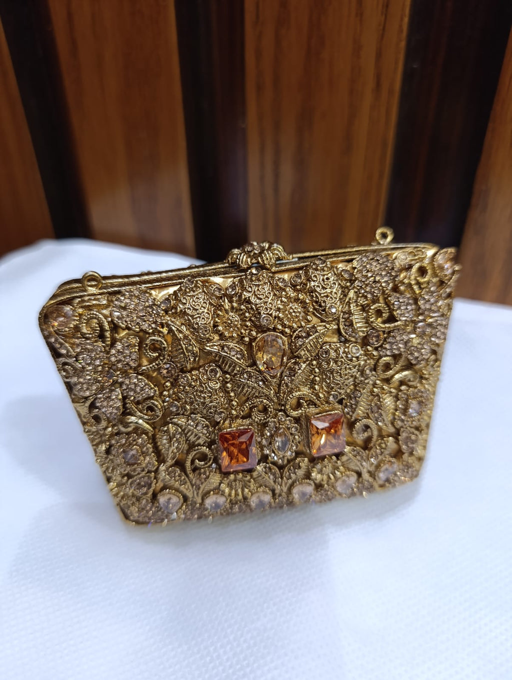 High Quality Kundan Clutch – Small Size | Elegant Party Clutch for Women