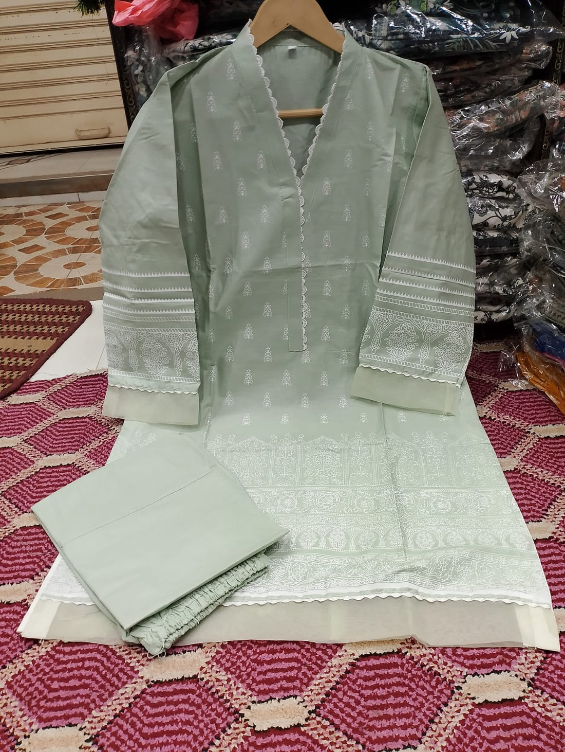 Bareeze Cotton 2-Piece Stitched Suit – Zyan & Co