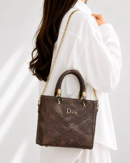 Cocoa Mini | Textured Crossbody with Gold Chain